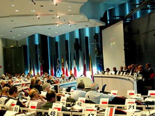 UE va dona banii primiţi pentru premiul Nobel copiilor afectaţi de conflicte